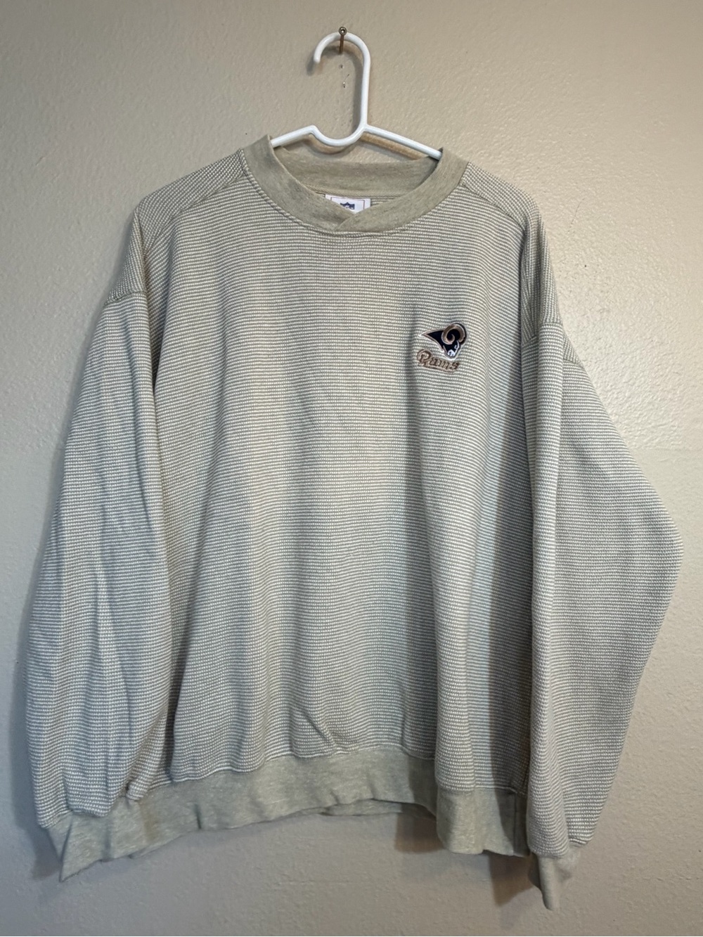 NFL Rams Mens Large Tan/cream corded Striped V Neck Pull Over SWEATER Logo Shirt